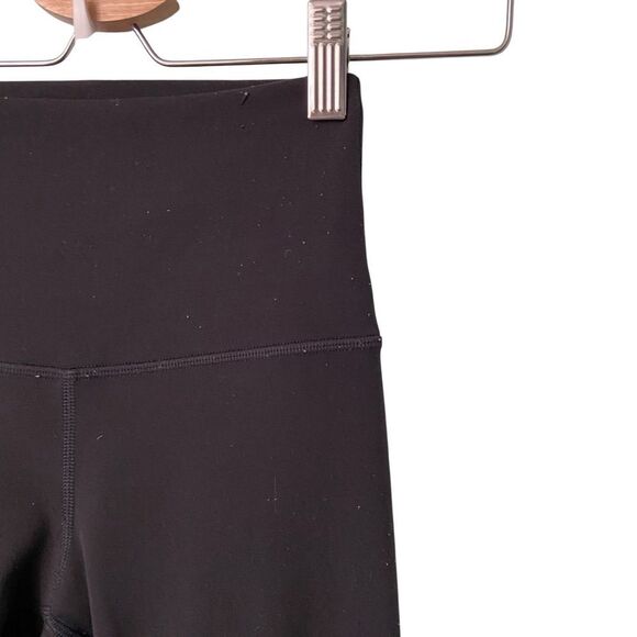 Lululemon Black High-Waisted Leggings in Size 2 - Picture 6 of 7